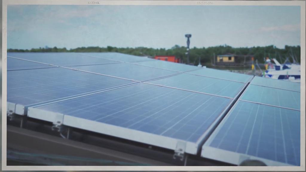'Video thumbnail for 5 Reasons To Invest In Solar Panels'