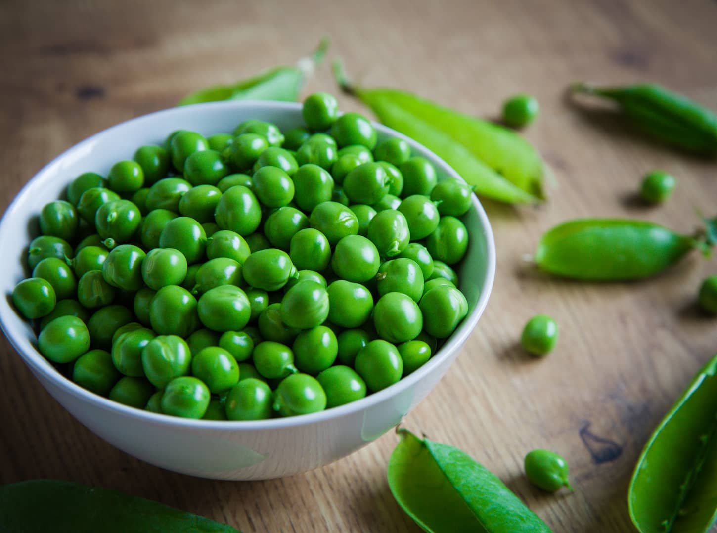 Complete Guide to Peas: Best to Grow, Sweetest, FAQs